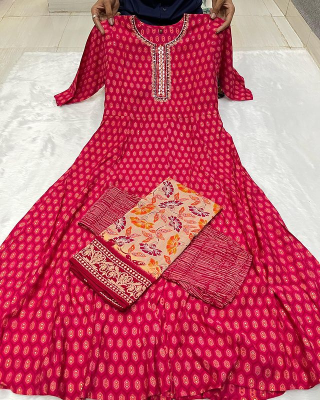 Alia Chanderi Print Embroidery Kurti With Bottom Dupatta Wholesalers In Delhi
